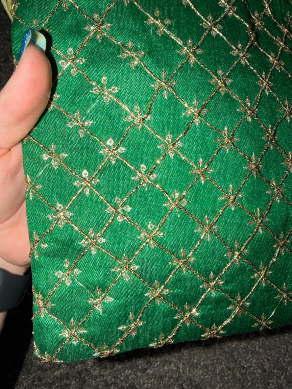 Green Potli Drawstring Bag with Gold Beaded Handle - Picture 4 of 10